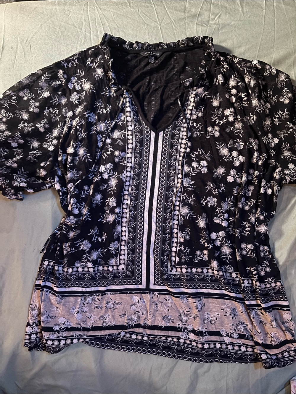 Lucky Brand Black White Floral V-Neck Border Print Blouse